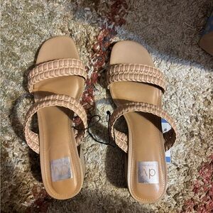 DV by Dolce Vita Women's Woven Tan Sandals